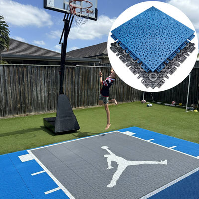 Bonne absorption des chocs extérieurs 3x3 plancher de basket-ball modulaire cour de jardin carreaux de plancher